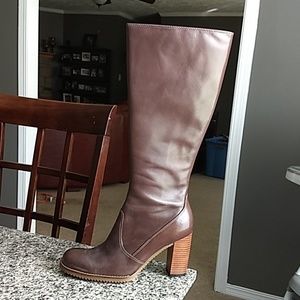 NEW REACTION KENNETH COLE Knee High Boots